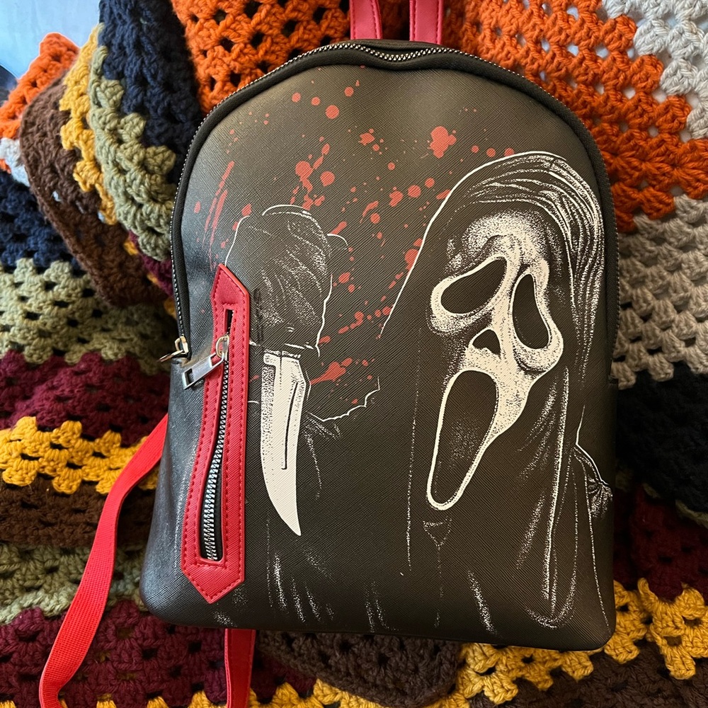 Ghostface horror bioworld loungefly mini backpack